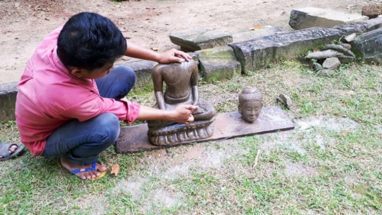 topic-4.-apsara-authority-found-an-ancient-statue-at-siem-reap-on-oct-24-2019-by-apsara-authority-1