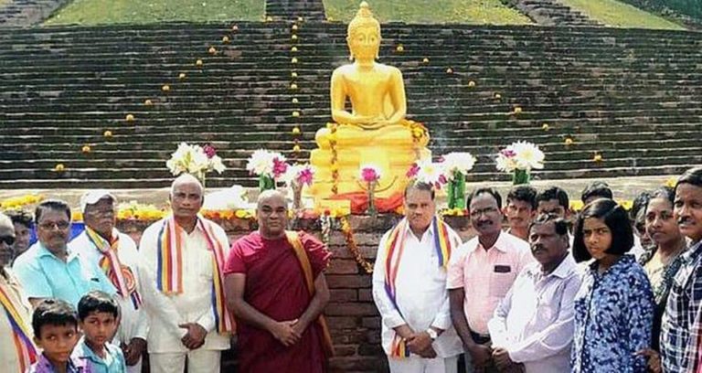 13-VJ-BUDDHASTATUE