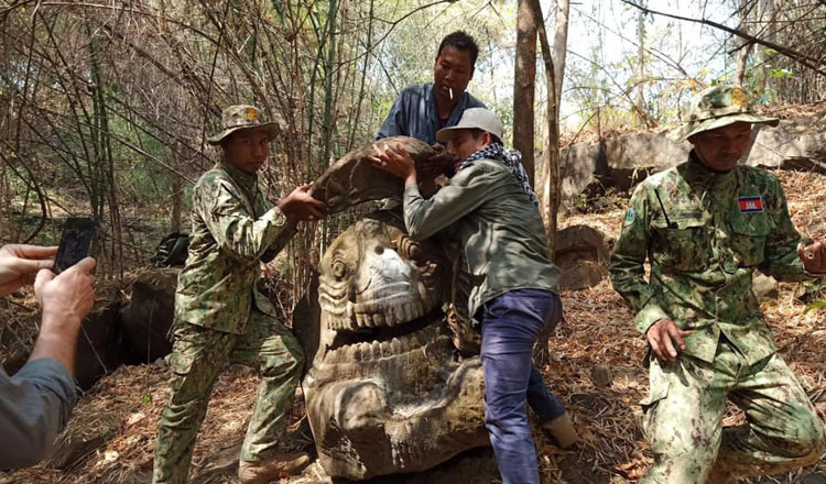Use-this-Environmentalist-in-Siem-Reap-found-a-statue-in-Kulen-mountain-1