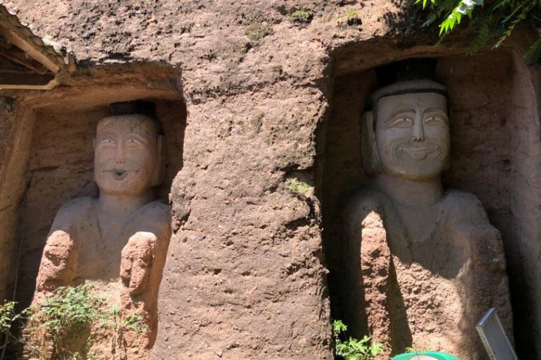0_AsiaWire-SmilingBuddhas-03