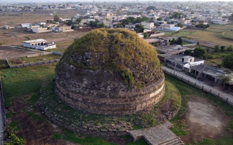 Buddha-stupas-1024x638-1