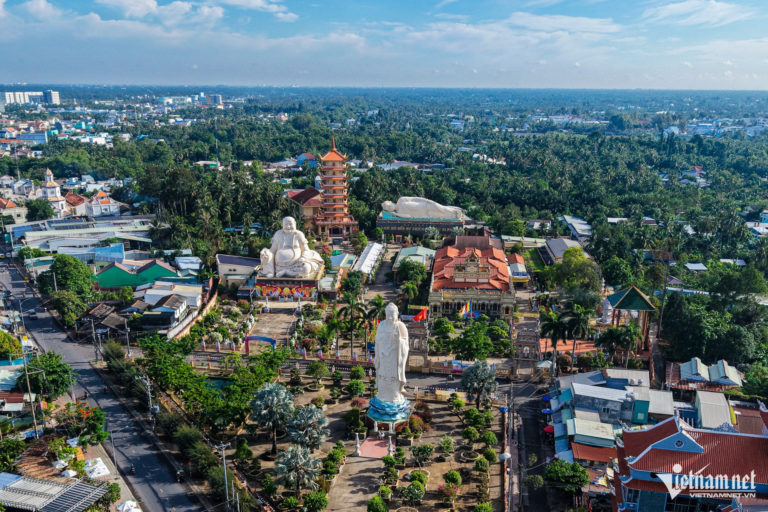 vietnam-pagoda-65883