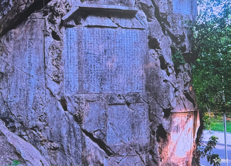 vietnams-700-year-old-buddhist-towers-threatened-by-neglect-1d0af33b19cc4367a40096c8224f9de4-69